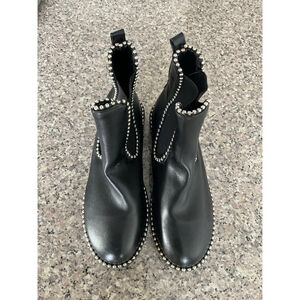 MISSGUIDED STUDDED CHELSEA BOOTS BLACK SIZE 7/40 EU Brand